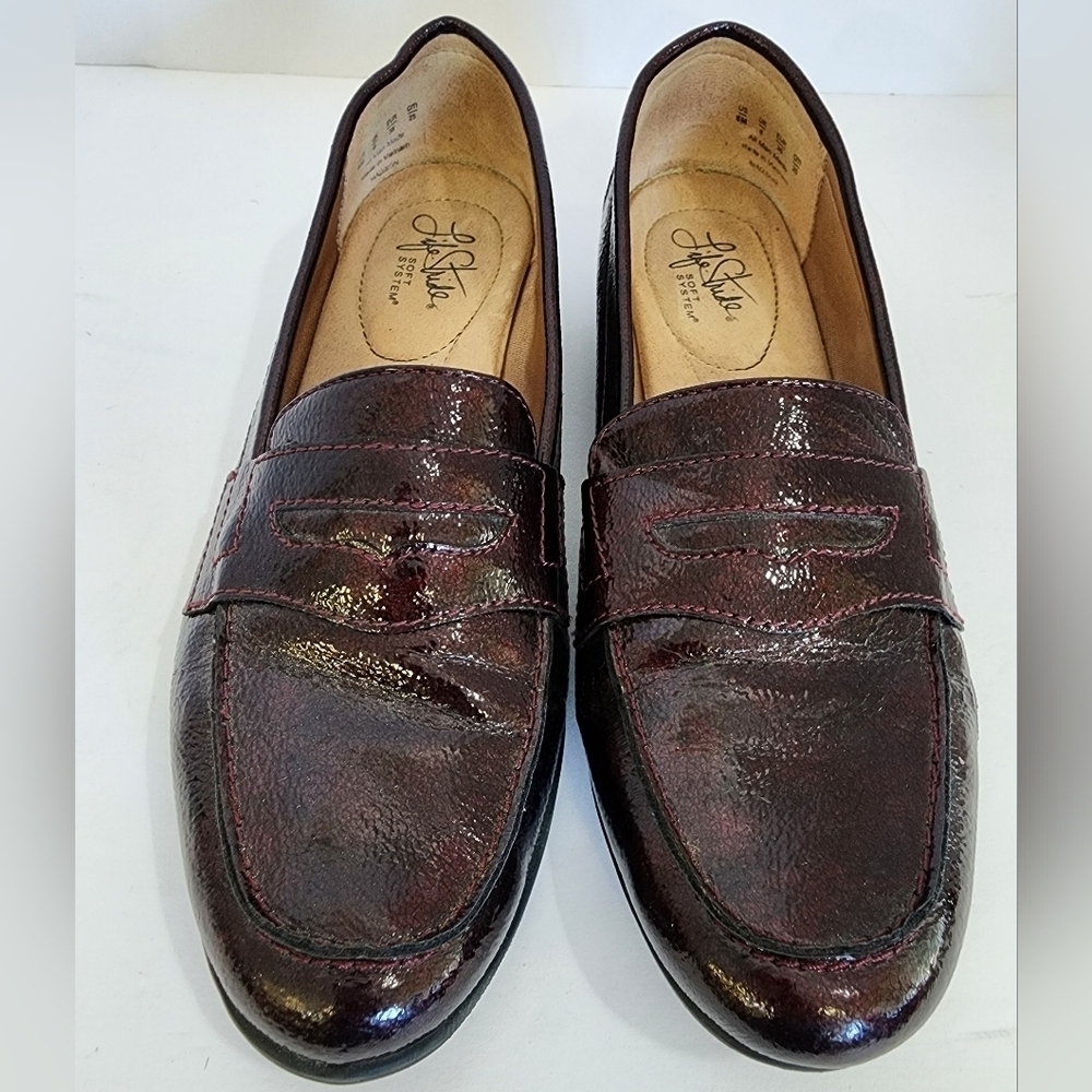 Life Stride Women's Burgundy High Shine Stylish Brown Loafers Soft Cushion, sz 8 - Picture 2 of 11